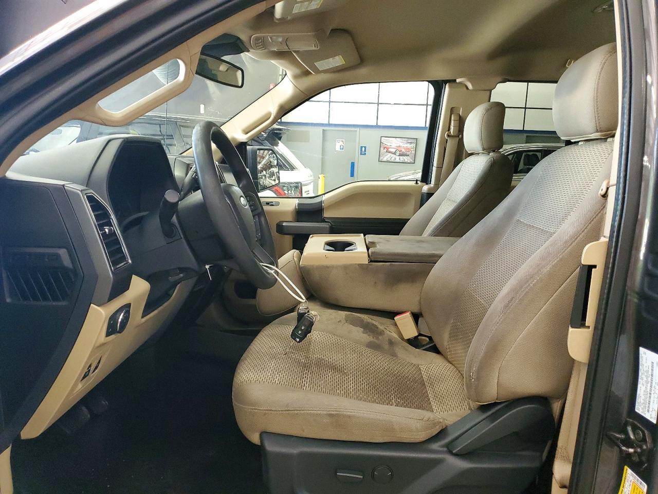2020 Ford F150 Super Cab - Фото 7