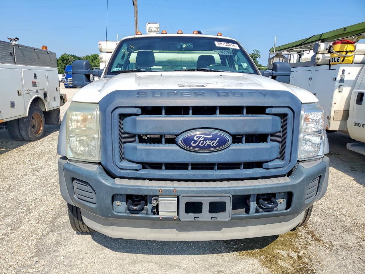 2012 Ford F450 Super Duty - Image 5