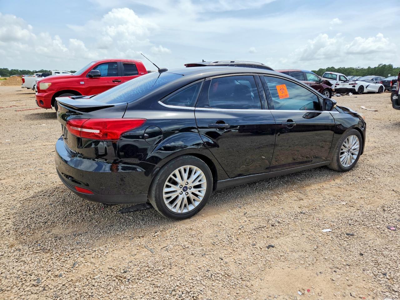 2018 Ford Focus Titanium - Фото 3