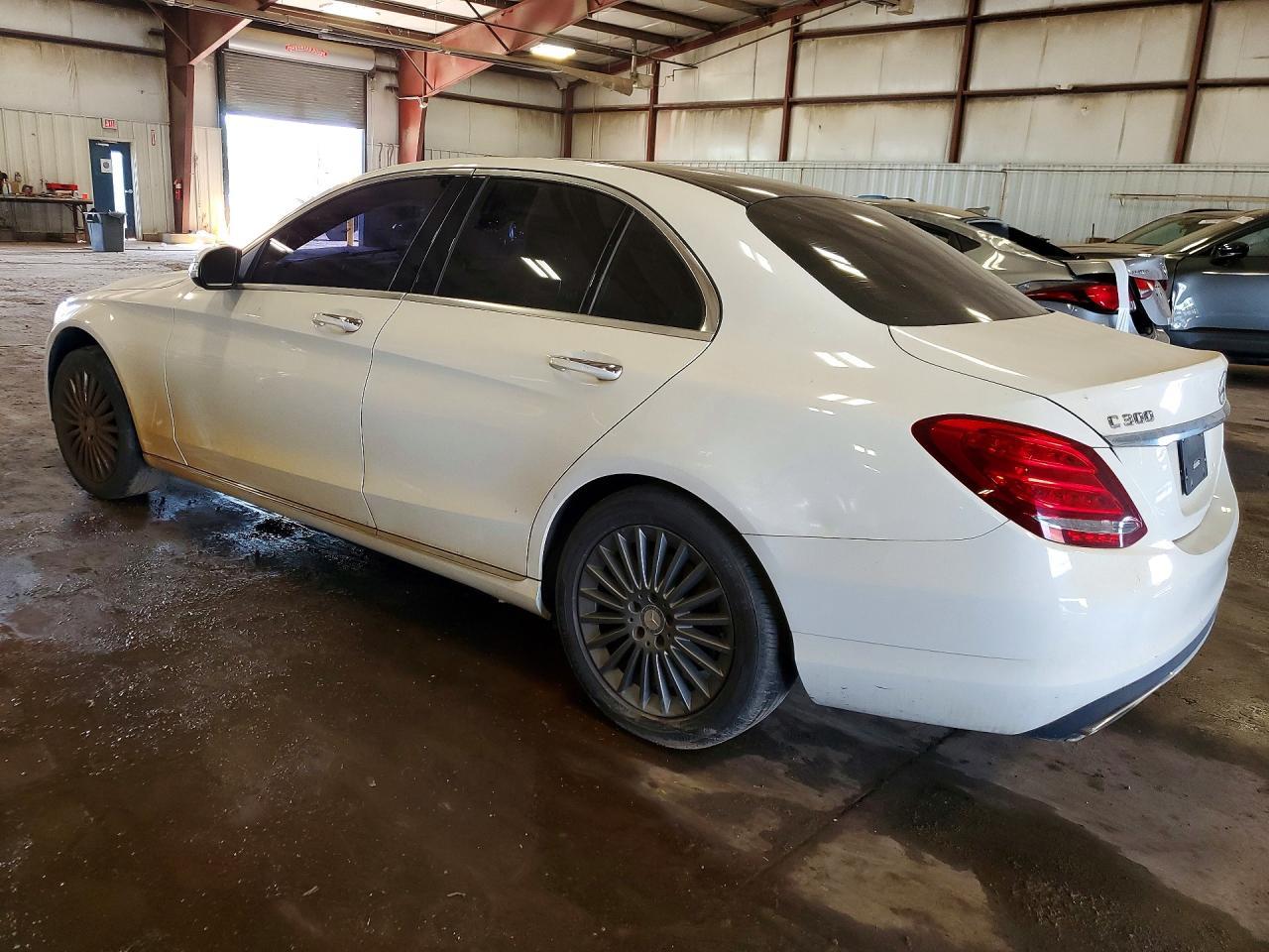 2015 Mercedes-Benz C 300 4Matic - Фото 2
