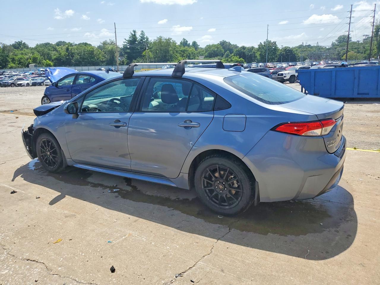 2022 Toyota Corolla Le - Image 2