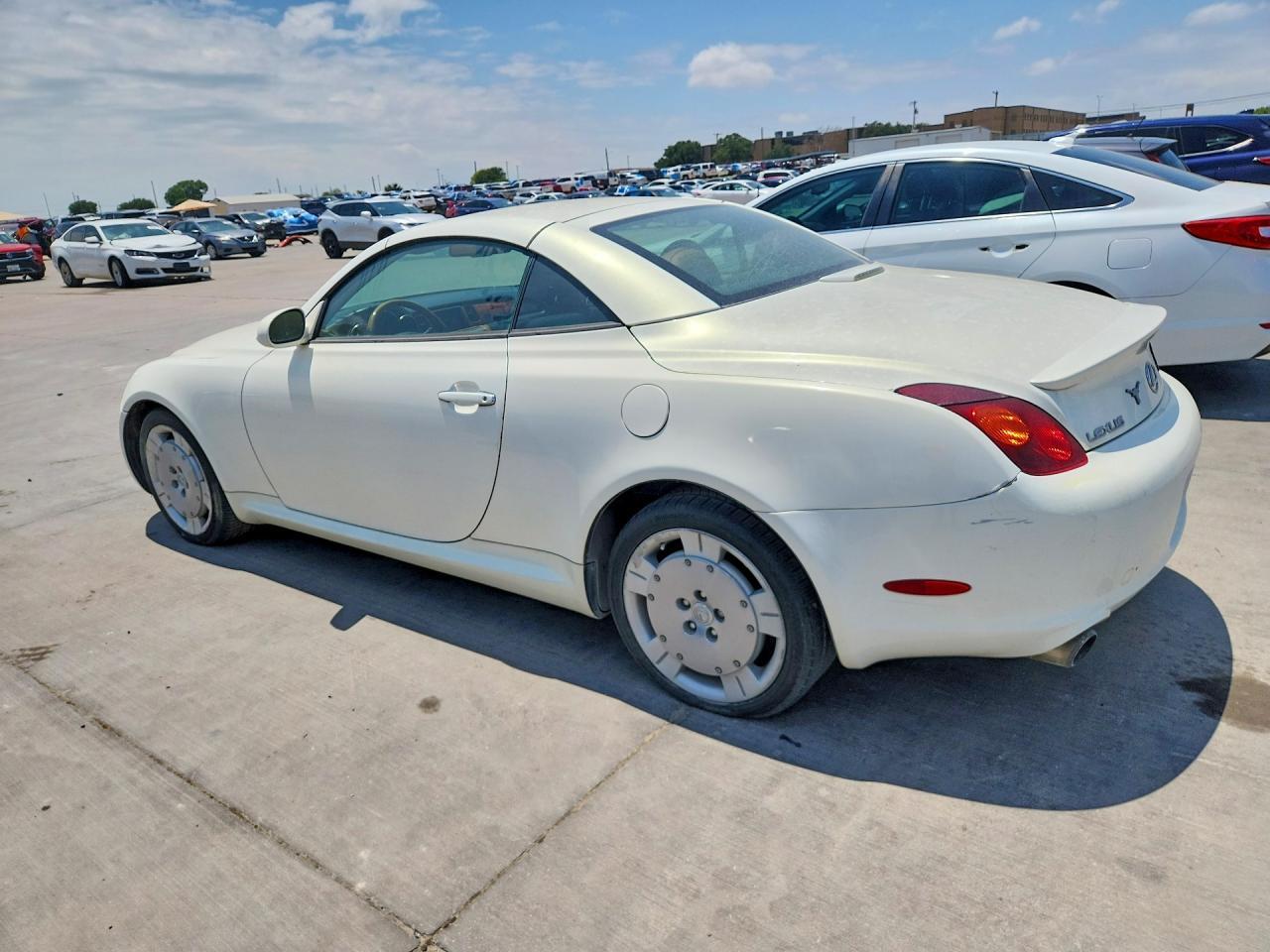 2002 Lexus Sc 430 - Image 2