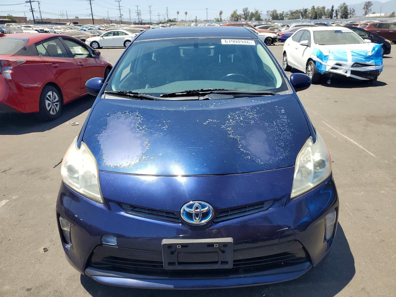 2012 Toyota Prius Four - Image 5