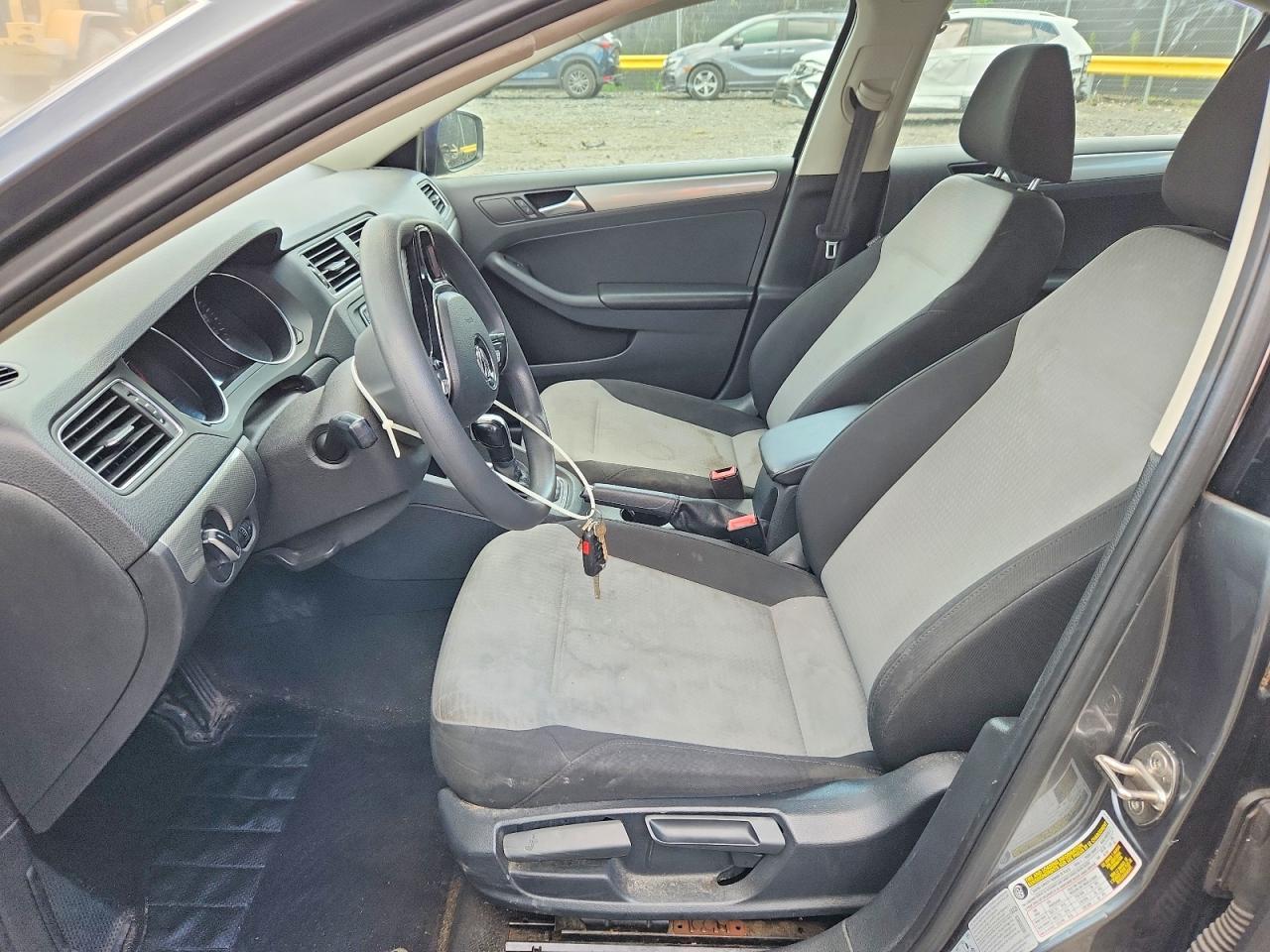 2017 Volkswagen Jetta S - Фото 7