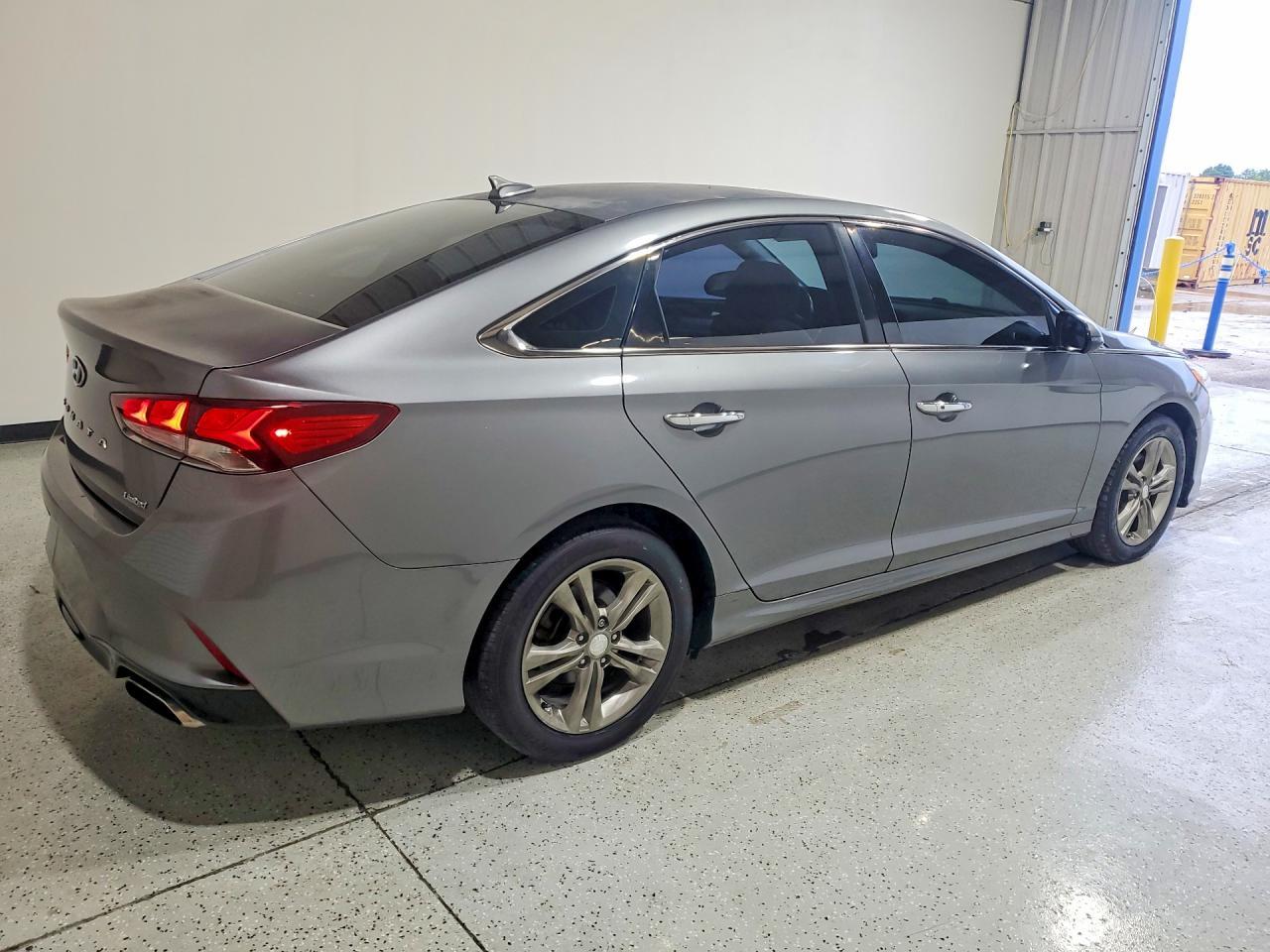 2018 Hyundai Sonata Limited - Фото 3