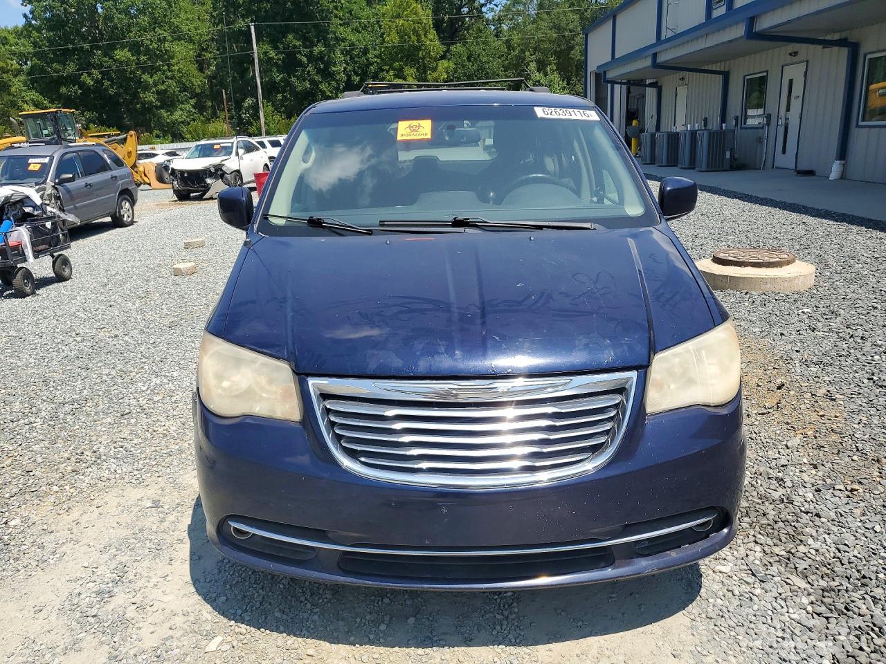 2012 Chrysler Town & Country Touring - Фото 5