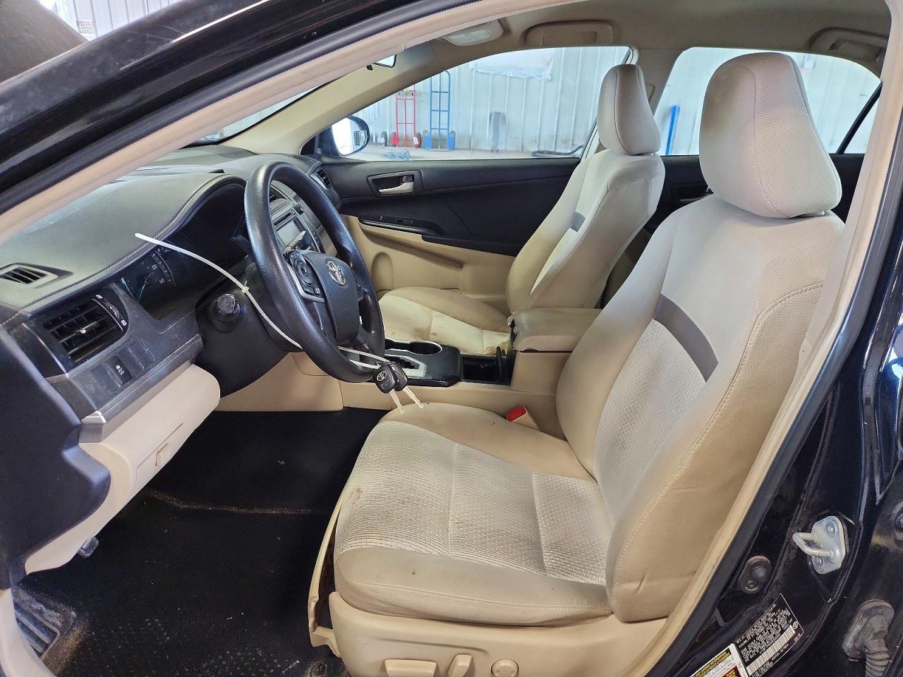 2012 Toyota Camry Le - Фото 7