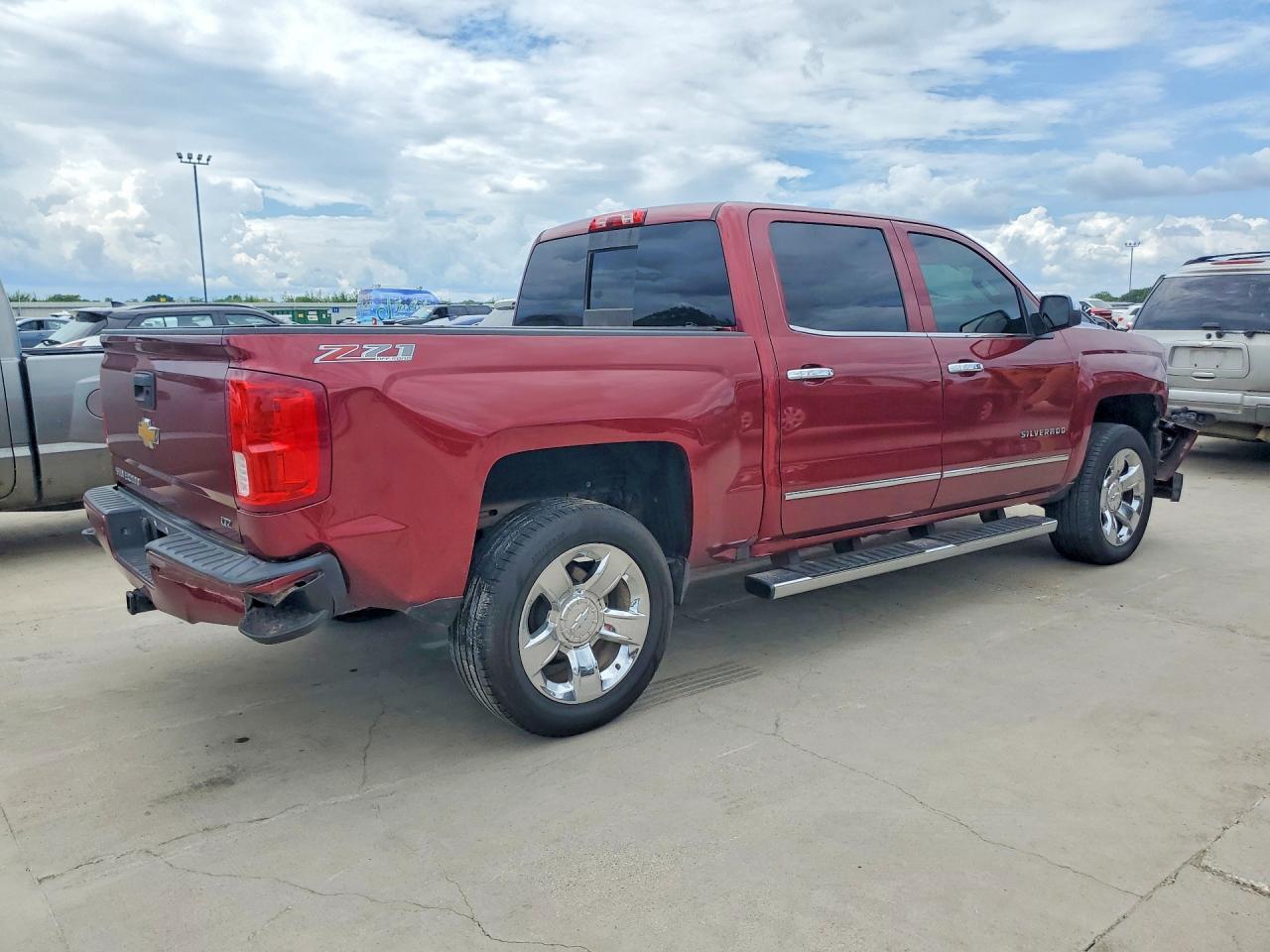 2017 Chevrolet Silverado K1500 Ltz - Image 3