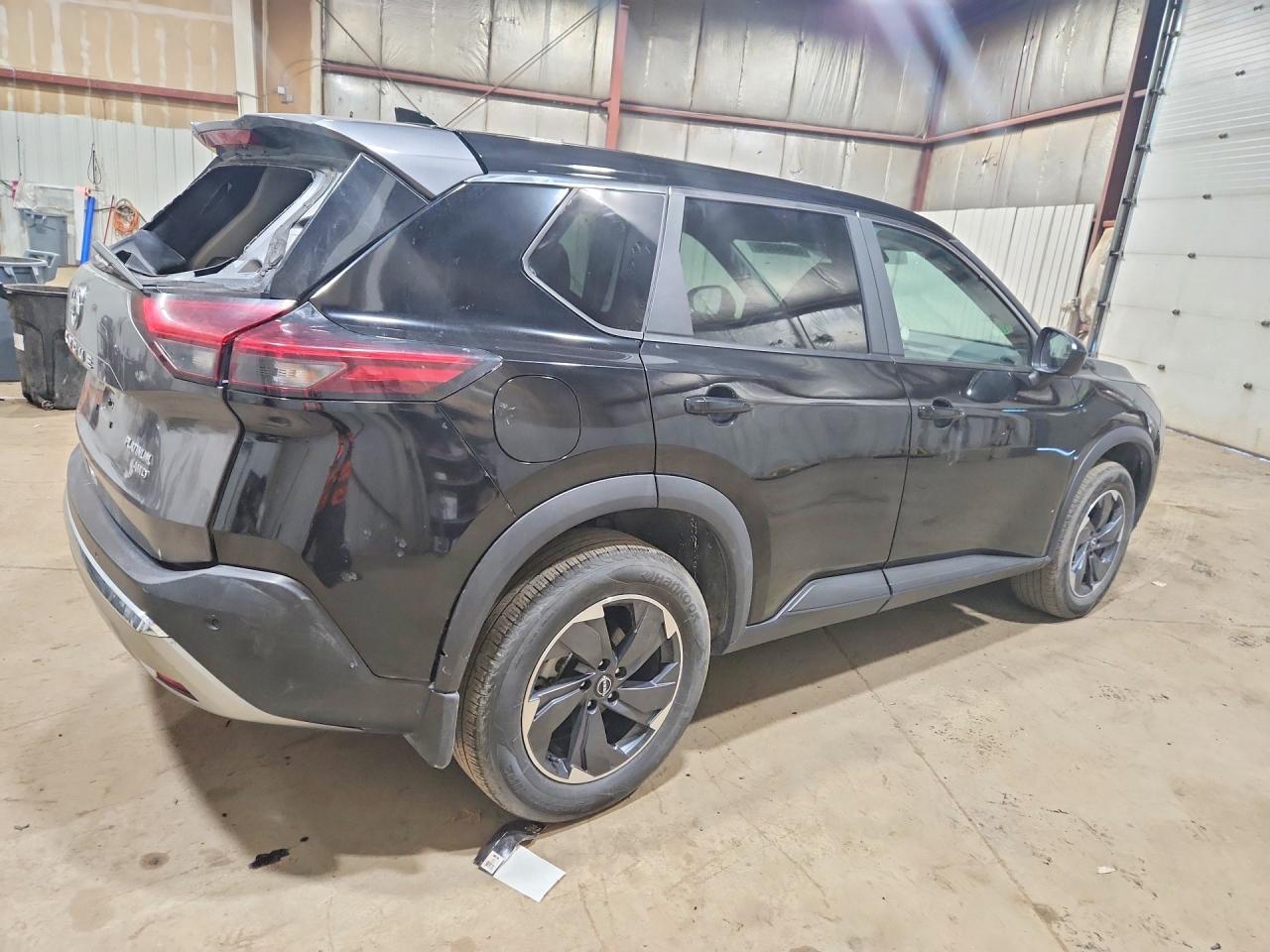 2024 Nissan Rogue Sv - Image 3