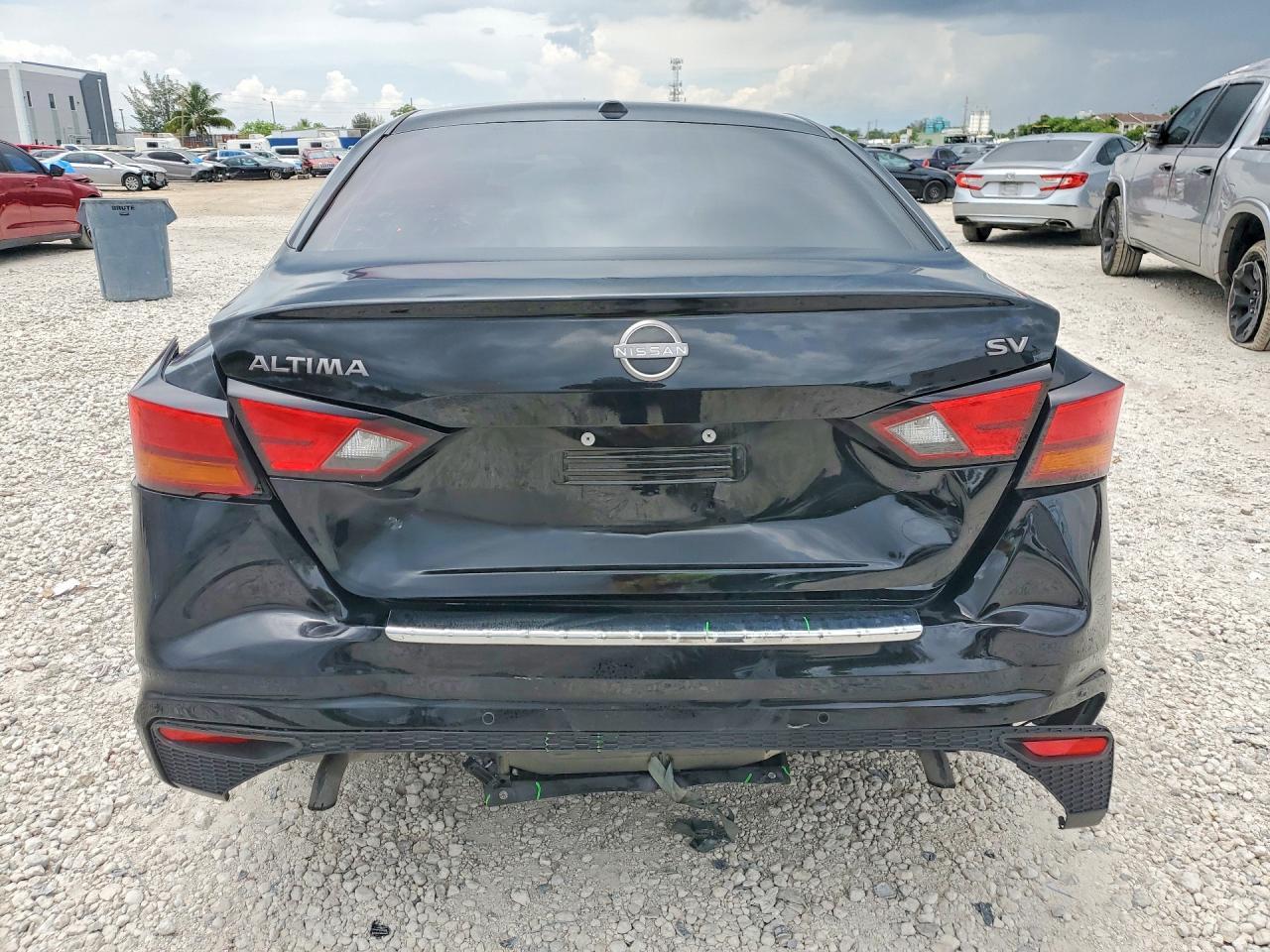 2023 Nissan Altima Sv - Фото 6