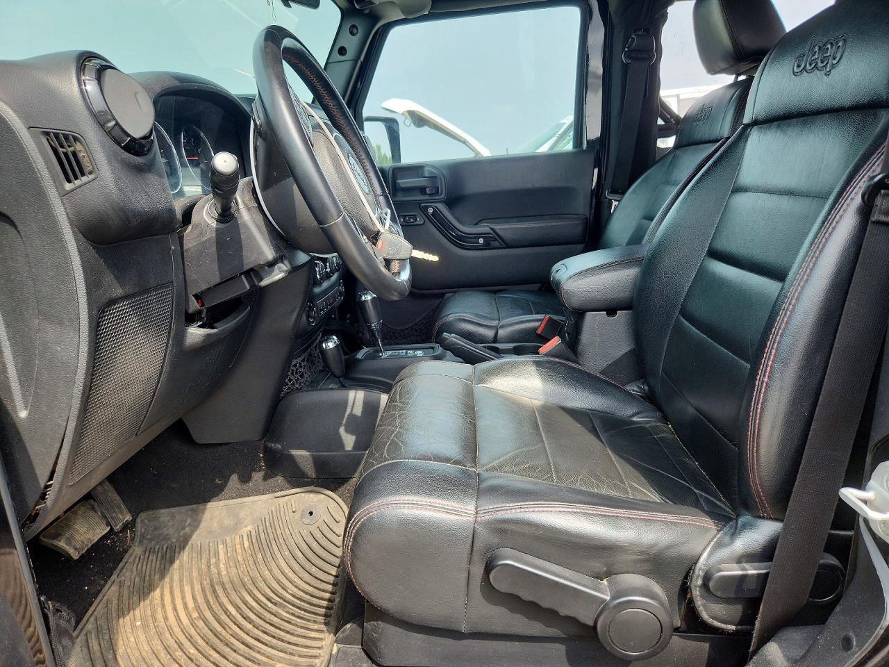 2012 Jeep Wrangler Sahara - Фото 7