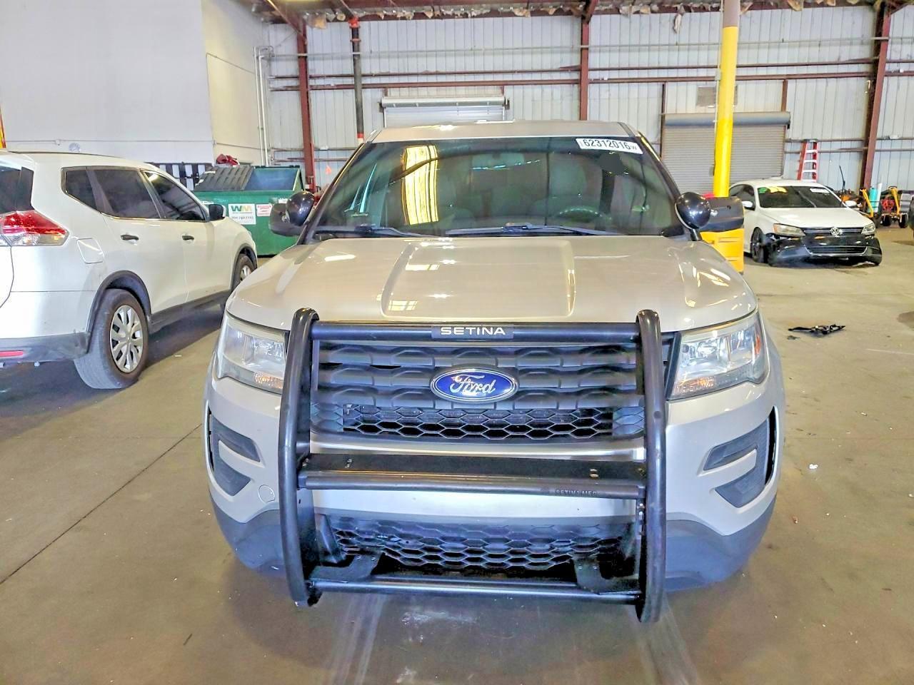 2016 Ford Explorer Police Interceptor - Image 5