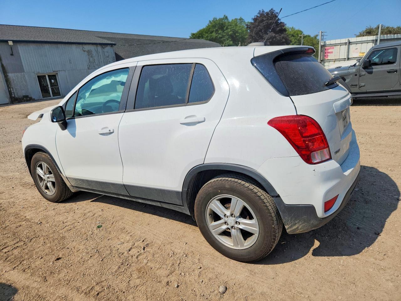 2019 Chevrolet Trax Ls - Фото 2
