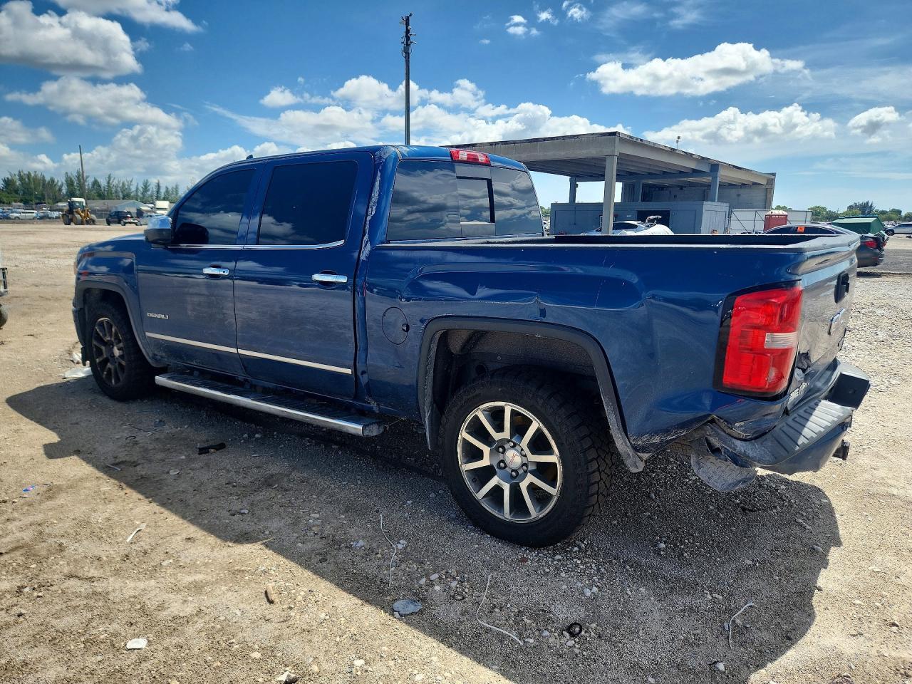 2015 GMC Sierra K1500 Denali - Фото 2