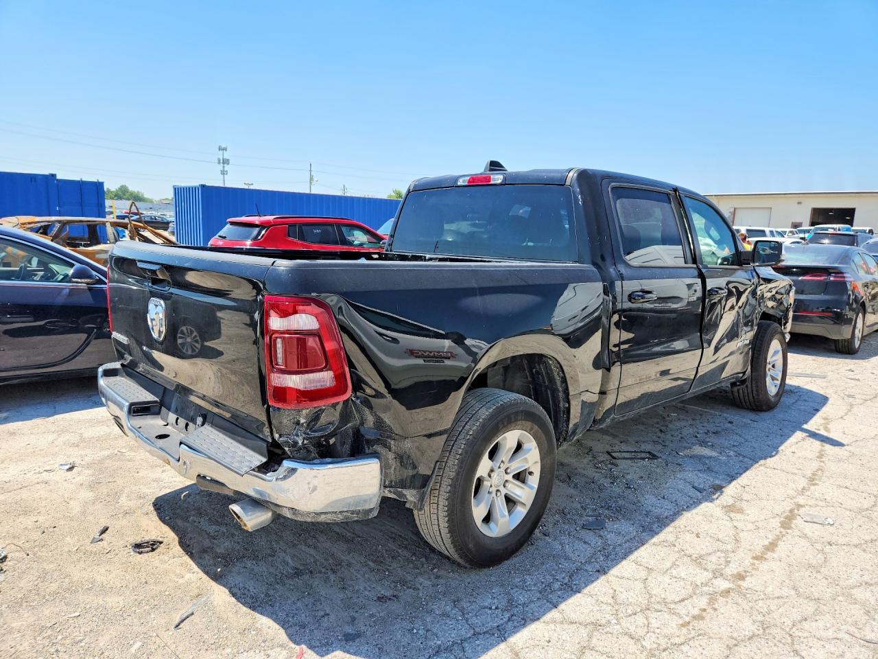 2024 Ram 1500 Laramie - Фото 3