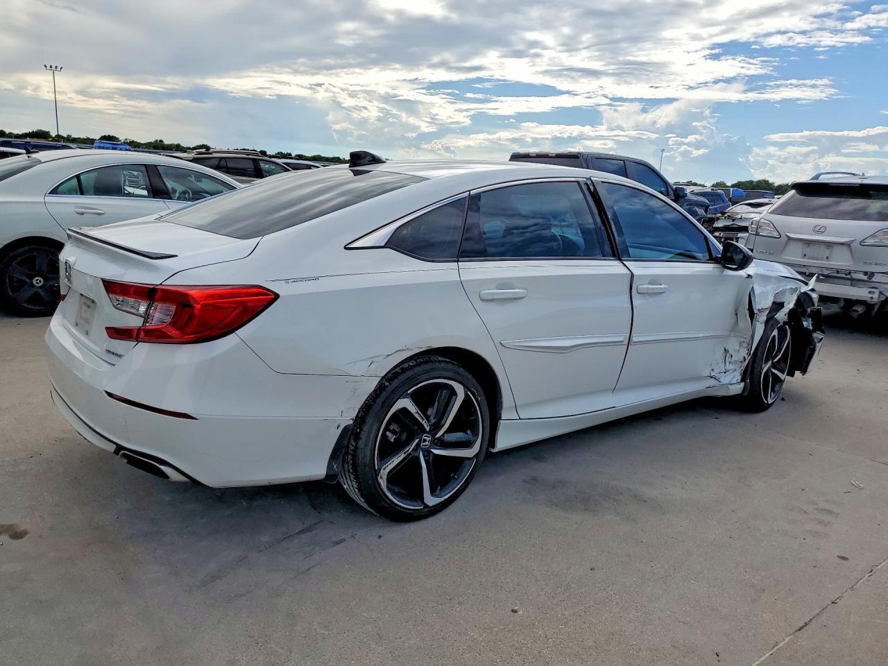 2021 Honda Accord Sport - Фото 3