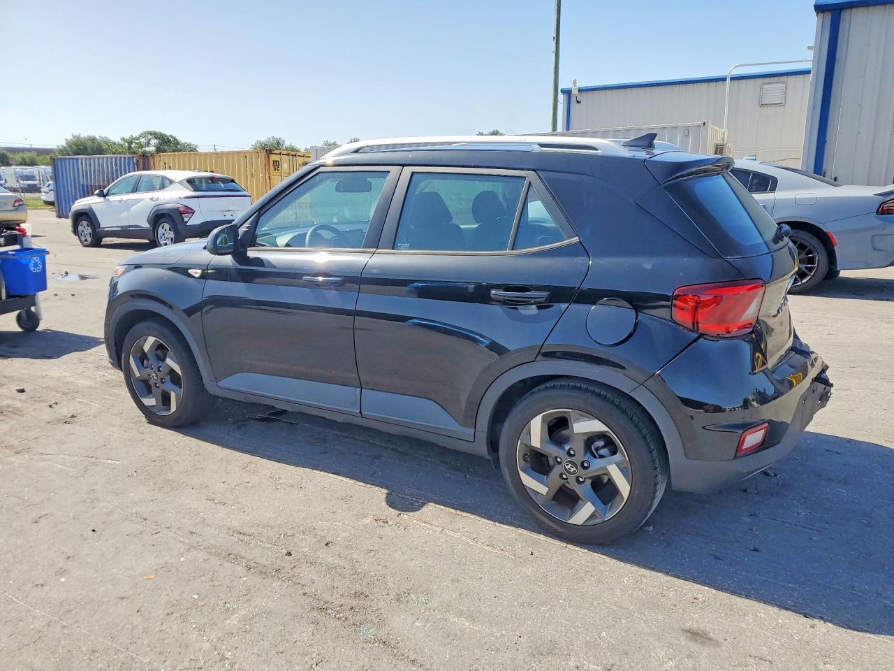 2022 Hyundai Venue Sel - Фото 2