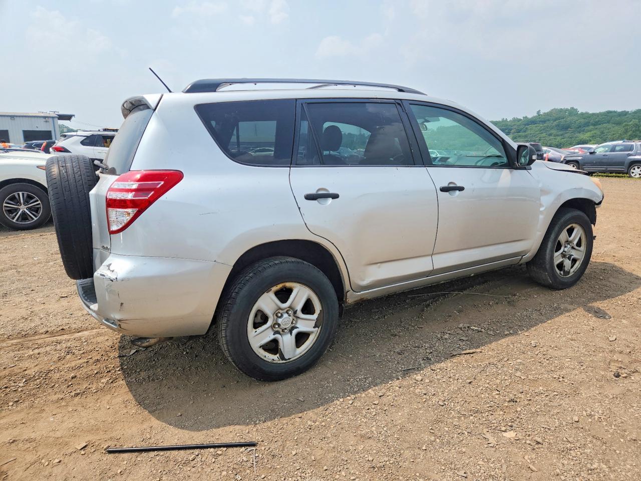 2010 Toyota Rav4 Base - Фото 3