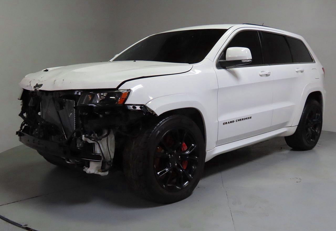 2013 Jeep Grand Cherokee Srt-8 - Фото 2