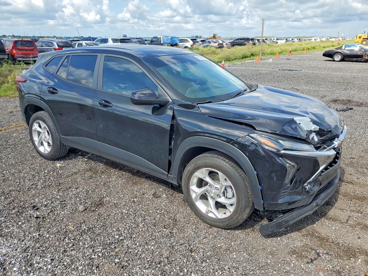 2024 Chevrolet Trax Ls - Фото 4