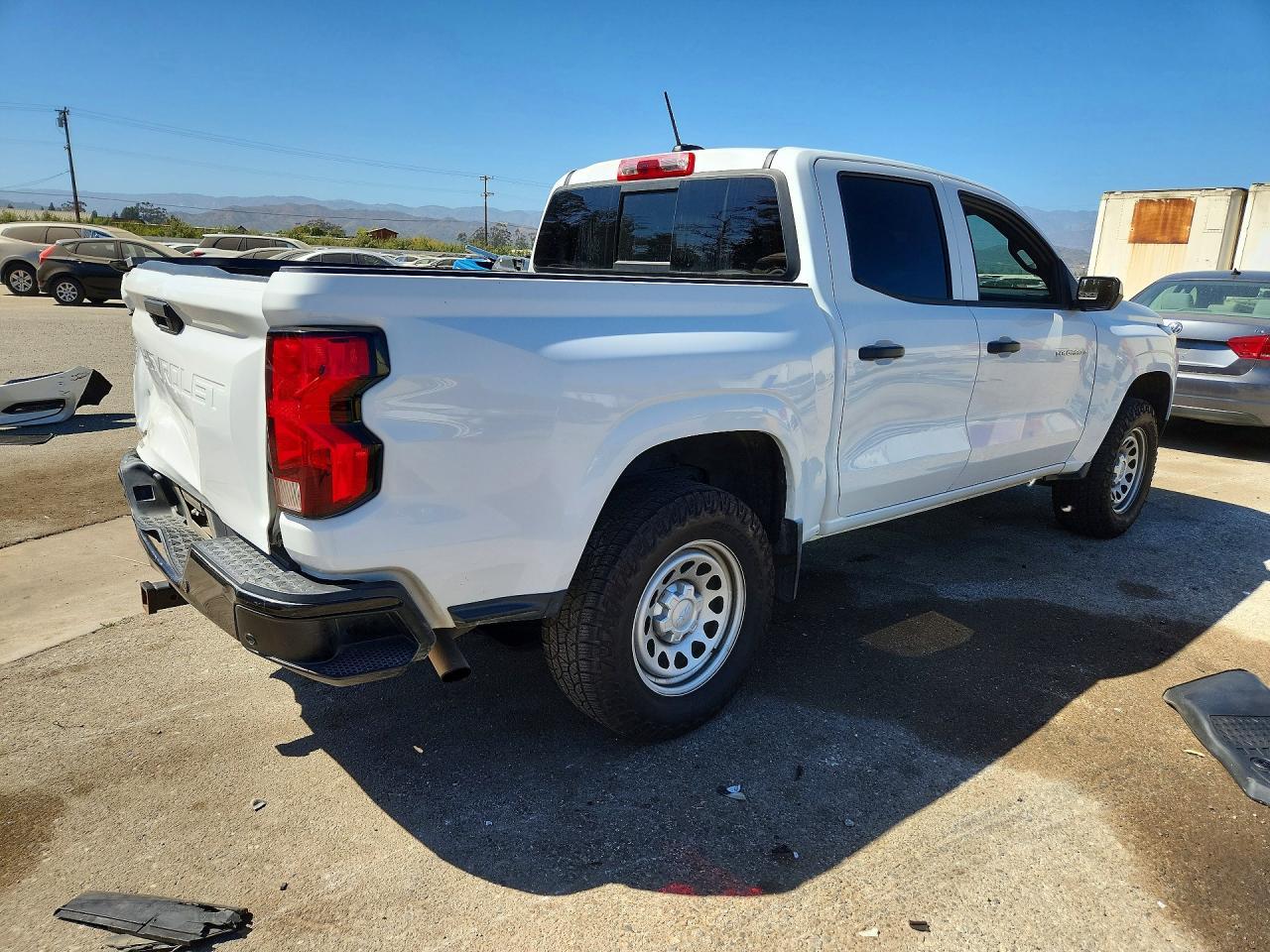 2023 Chevrolet Colorado - Фото 3