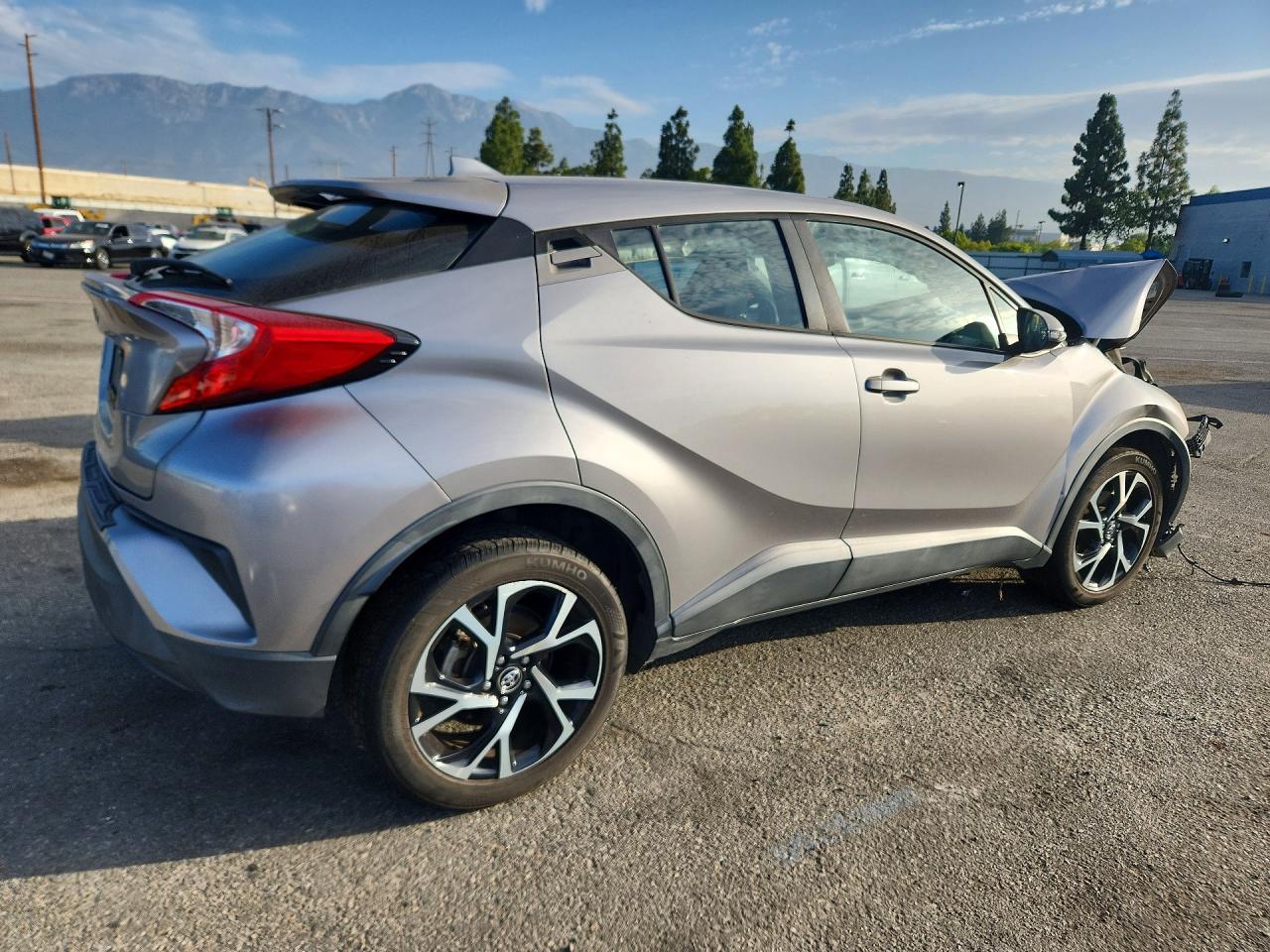 2018 Toyota C-Hr Xle - Image 3