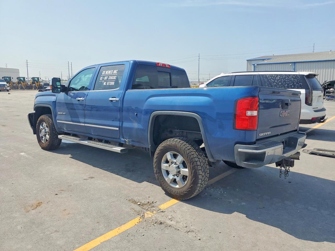 2019 GMC Sierra K2500 Slt - Image 2