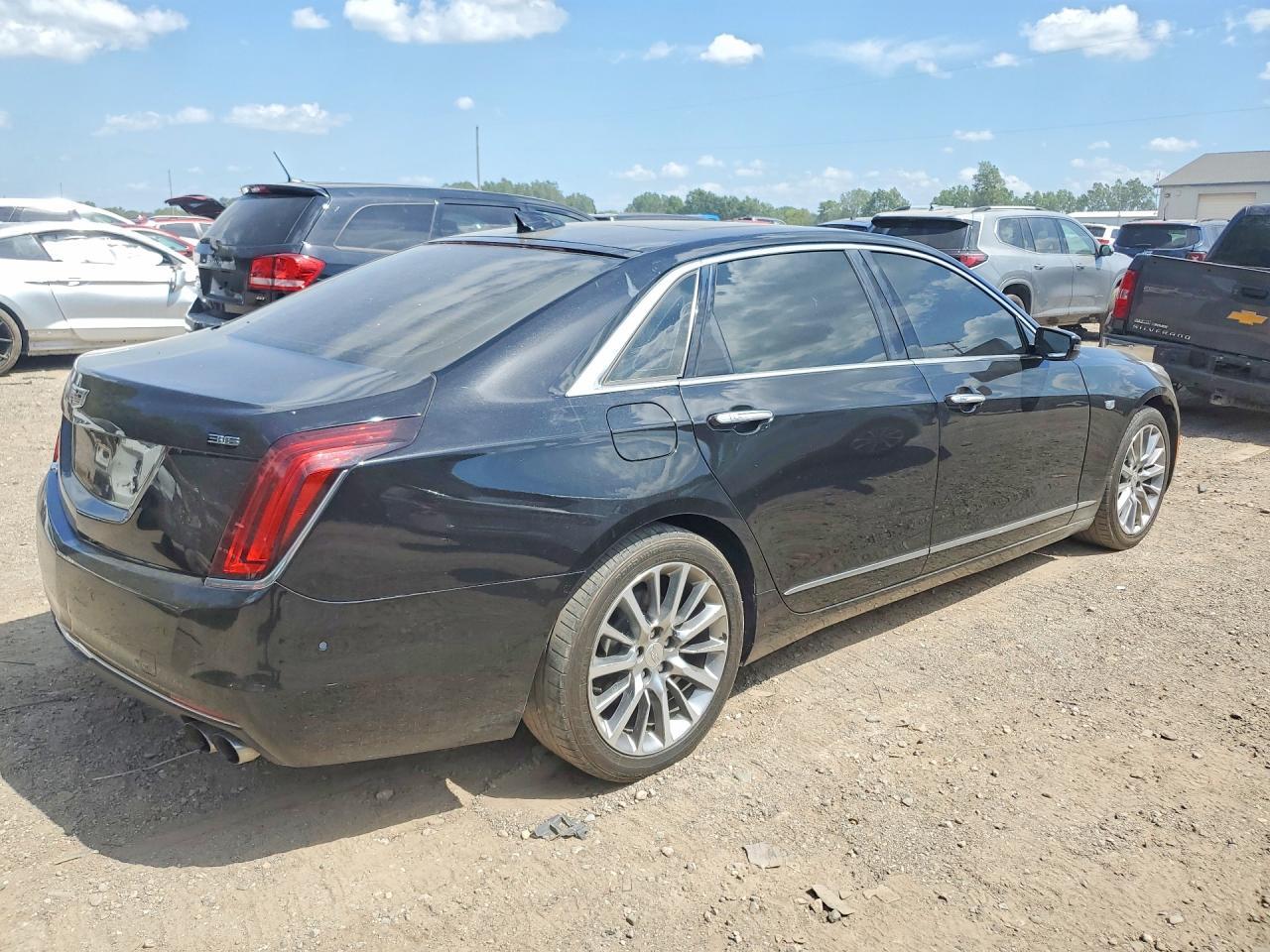 2017 Cadillac Ct6 Luxury - Фото 3