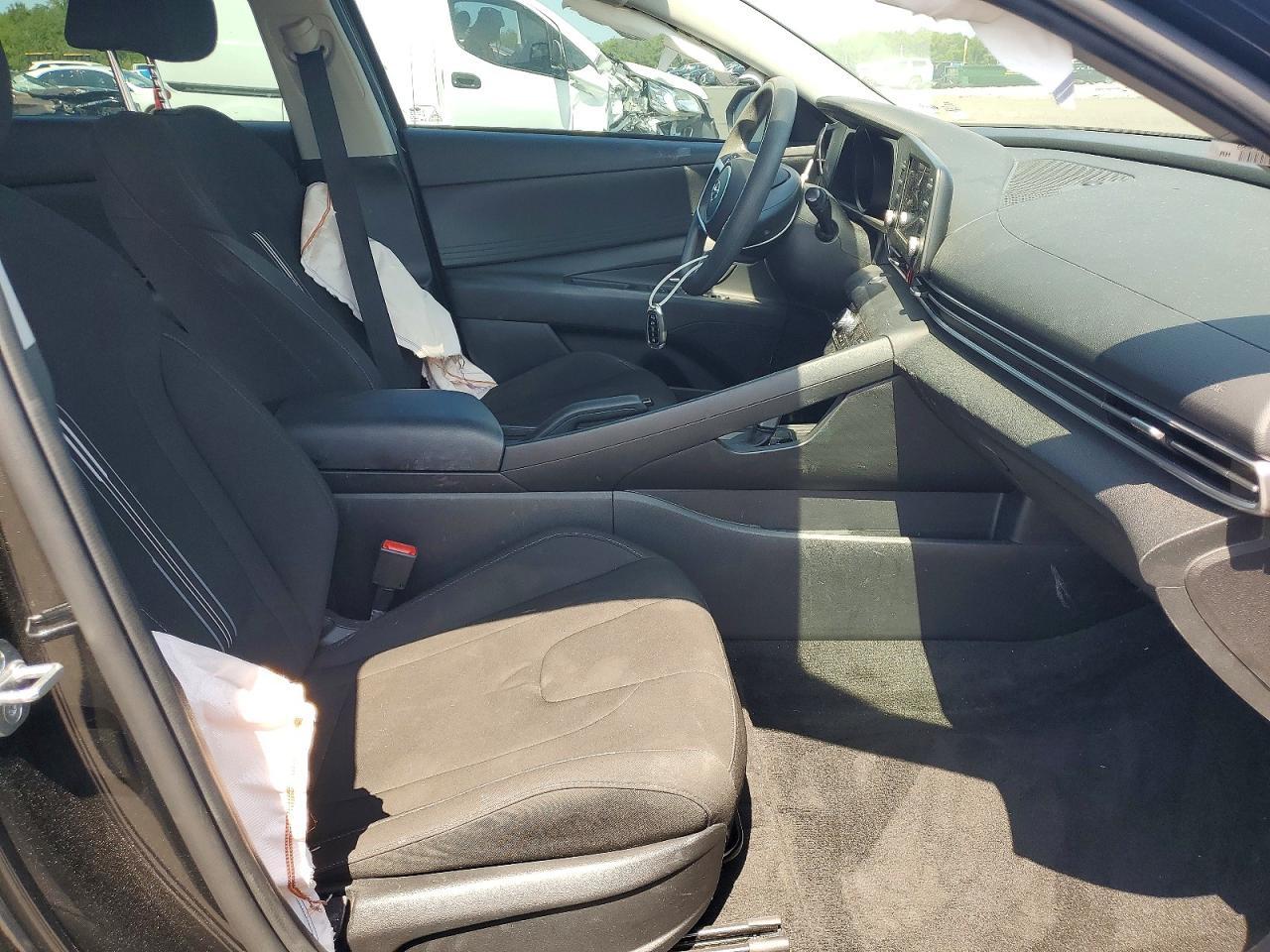 2022 Hyundai Elantra Sel - Фото 7