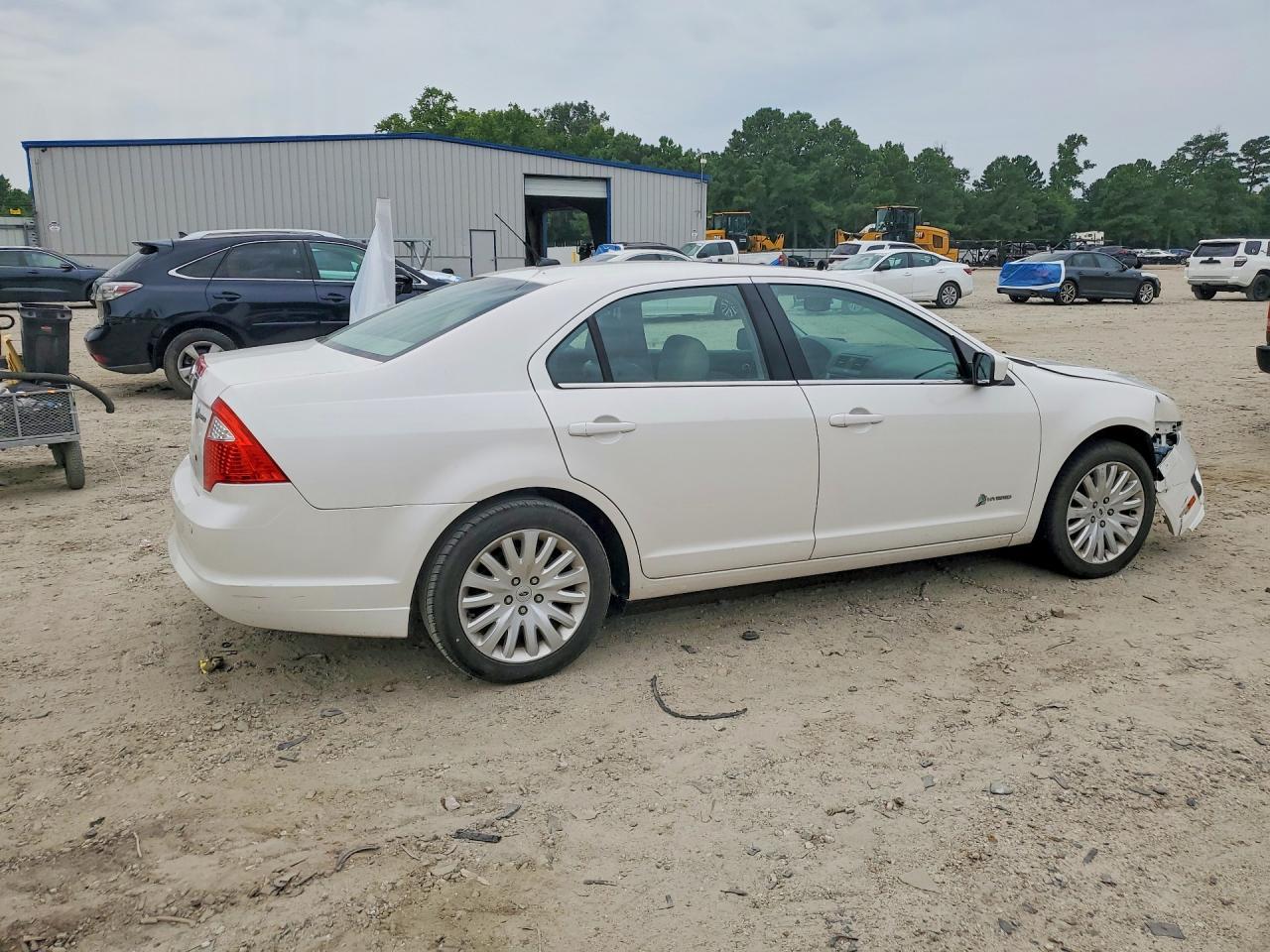2012 Ford Fusion Hybrid - Фото 3