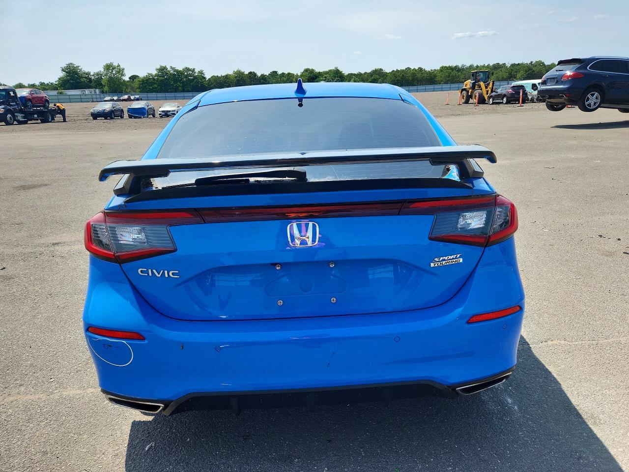 2022 Honda Civic Sport Touring - Фото 6