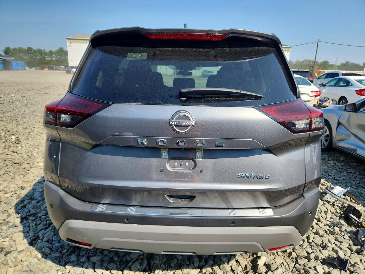 2022 Nissan Rogue Sv - Image 6