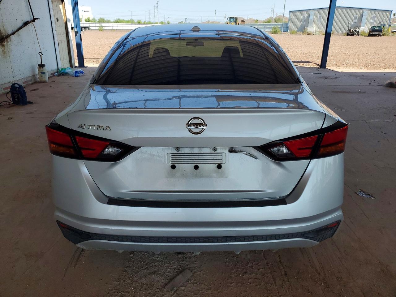 2020 Nissan Altima S - Фото 6