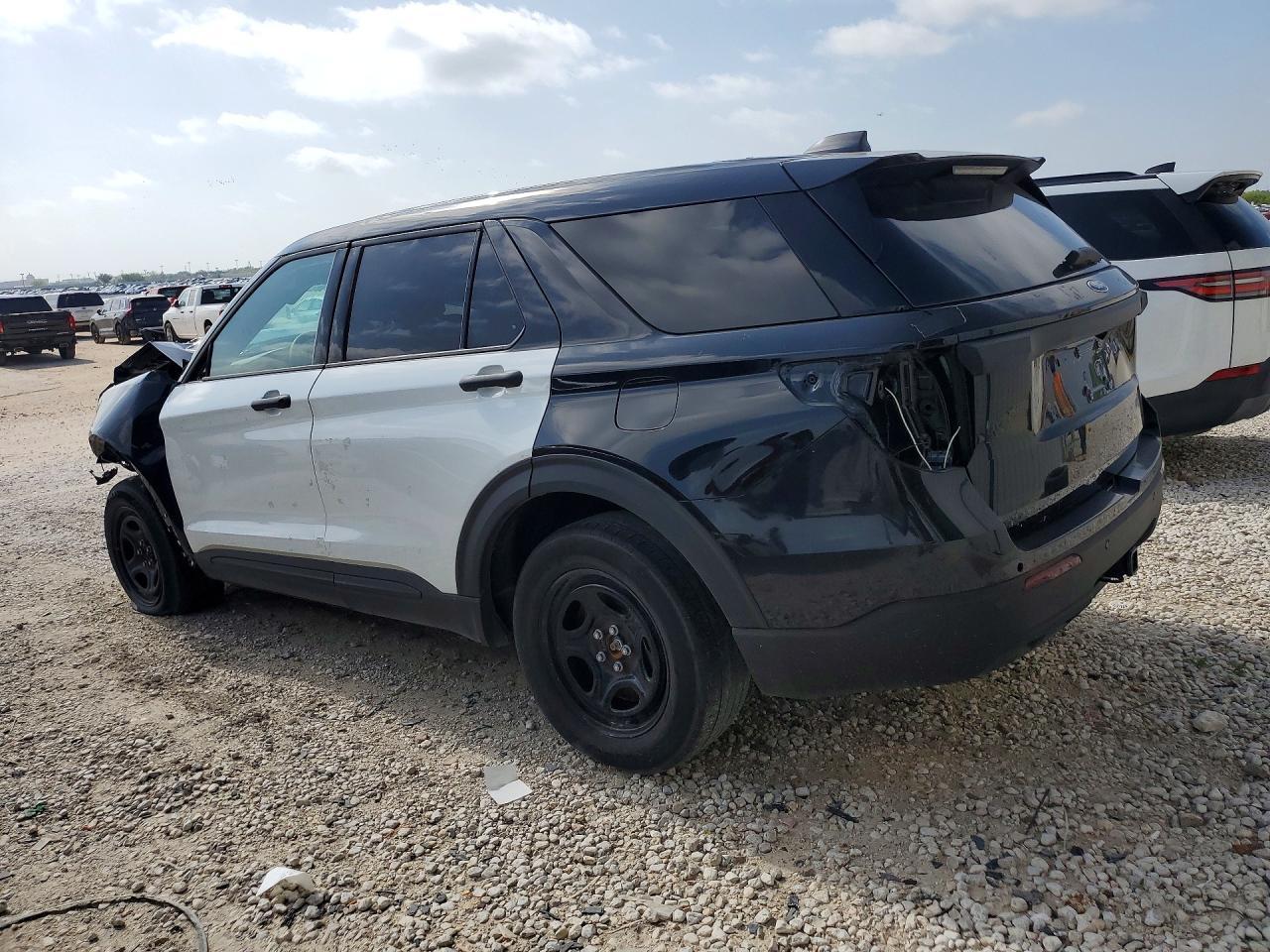 2025 Ford Explorer Police Interceptor - Фото 2