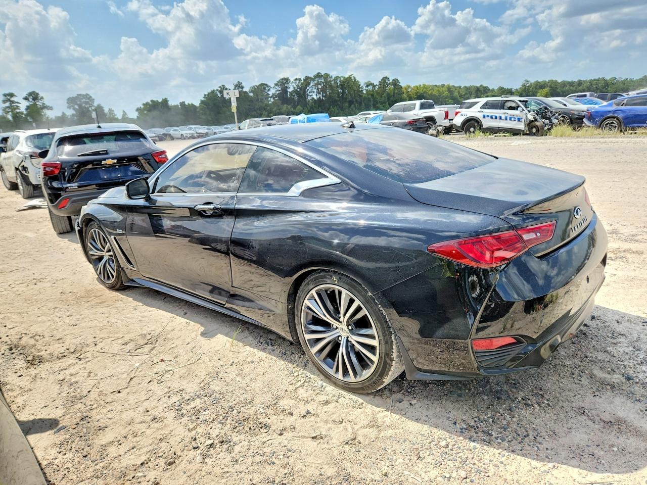 2018 Infiniti Q60 3.0T Luxe - Фото 2