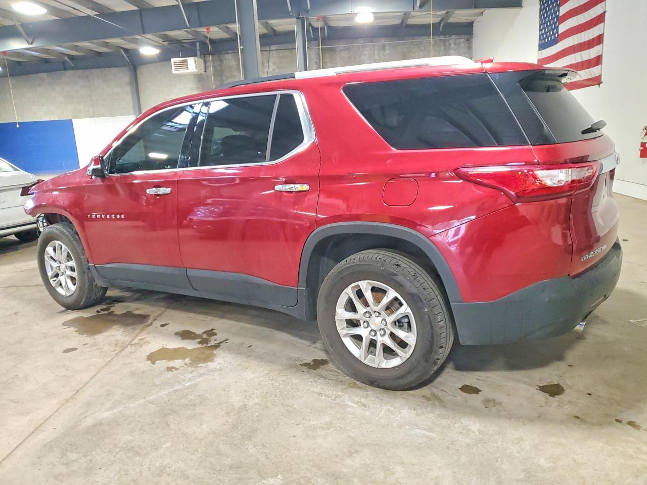 2018 Chevrolet Traverse Lt - Image 2