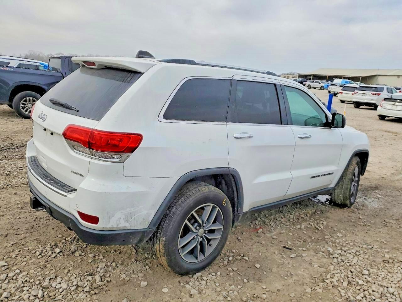2018 Jeep Grand Cherokee Limited - Image 3