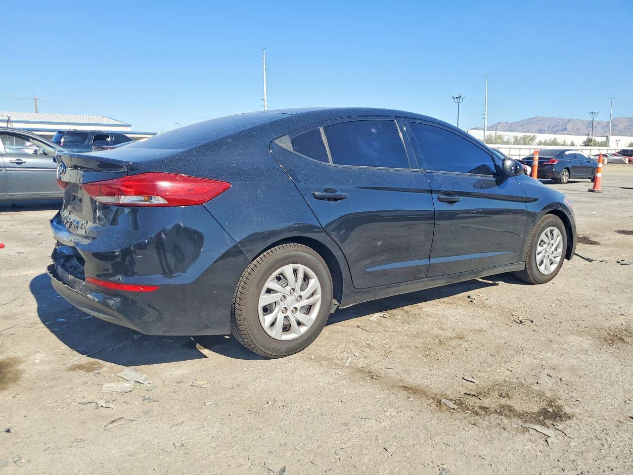 2018 Hyundai Elantra Se - Фото 3