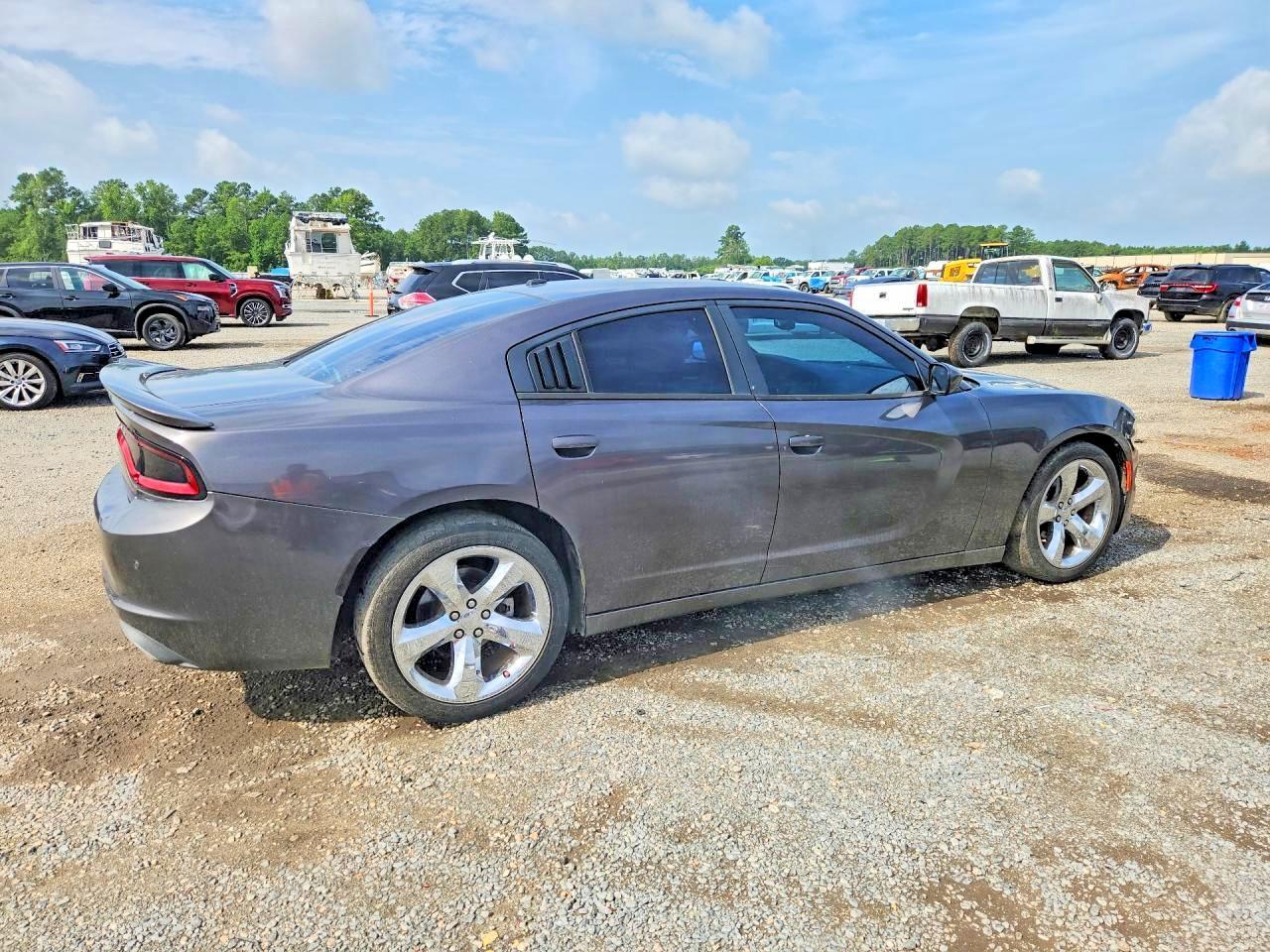 2015 Dodge Charger Se - Фото 3