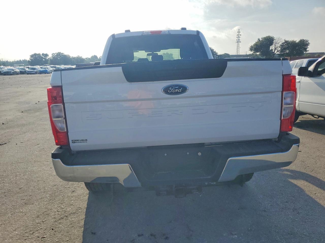 2022 Ford F250 Super Duty - Фото 6