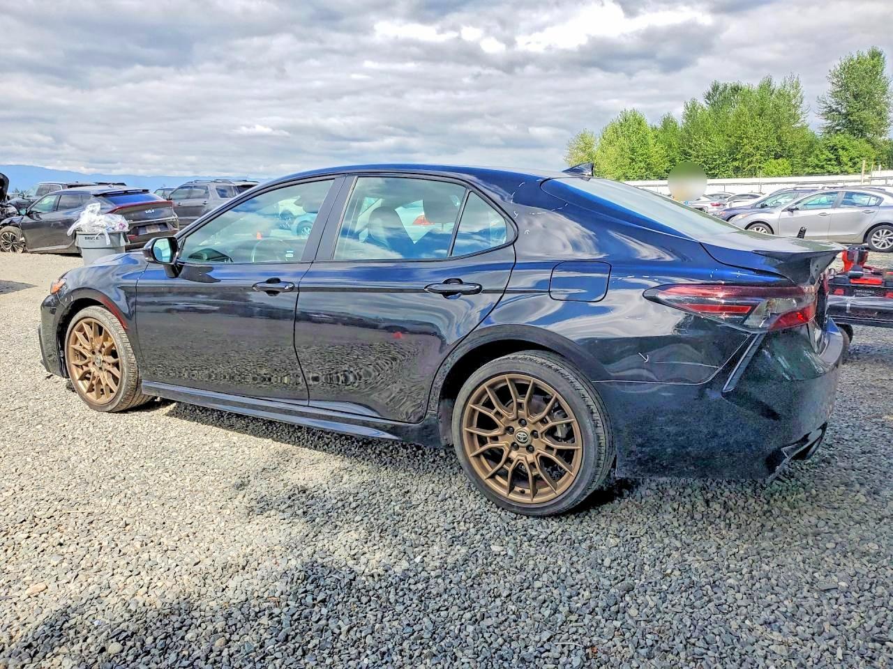 2024 Toyota Camry Se Nightshade - Фото 2