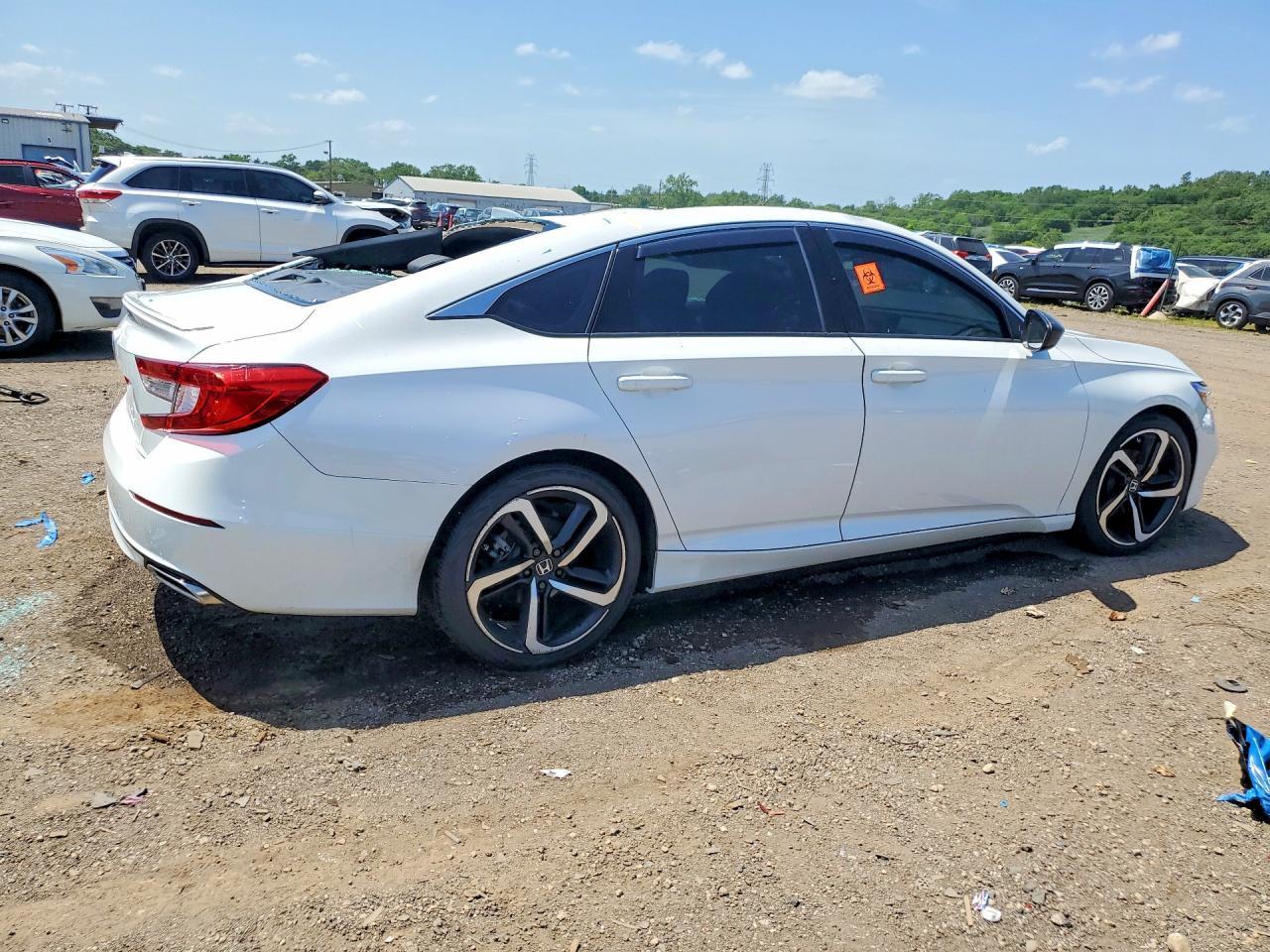 2020 Honda Accord Sport - Image 3