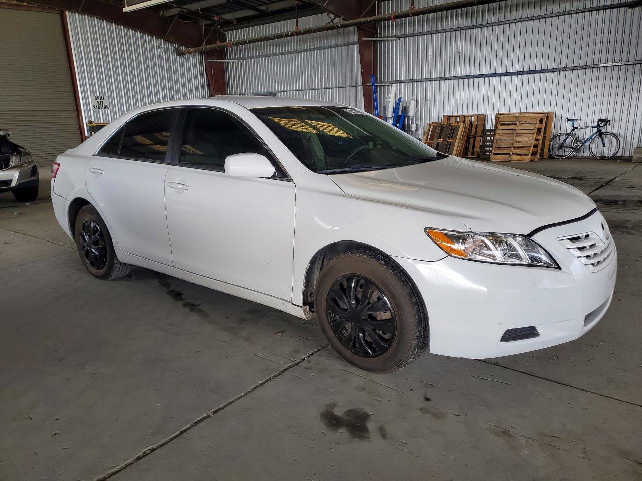 2009 Toyota Camry Le - Фото 4