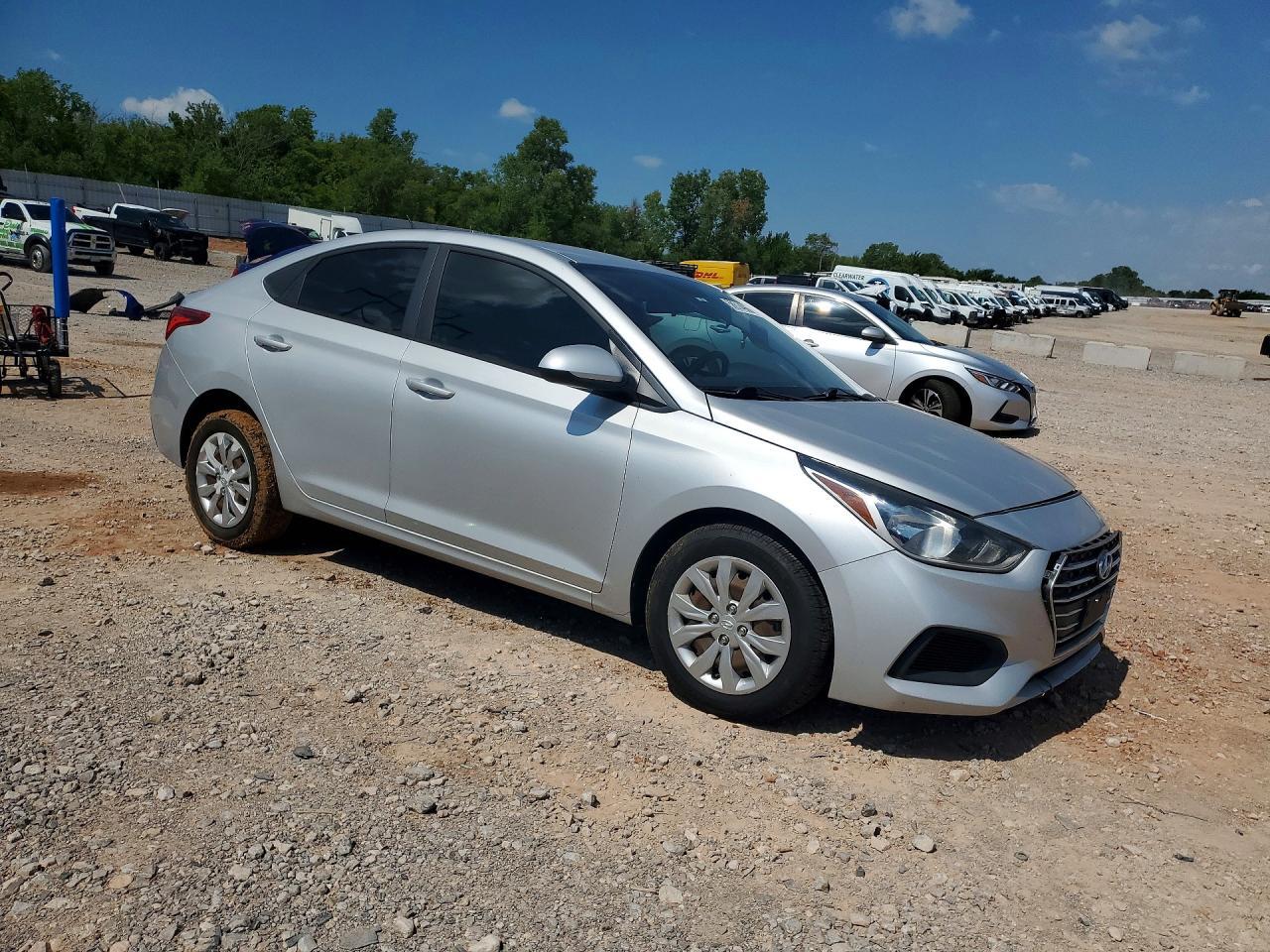 2019 Hyundai Accent Se - Image 4