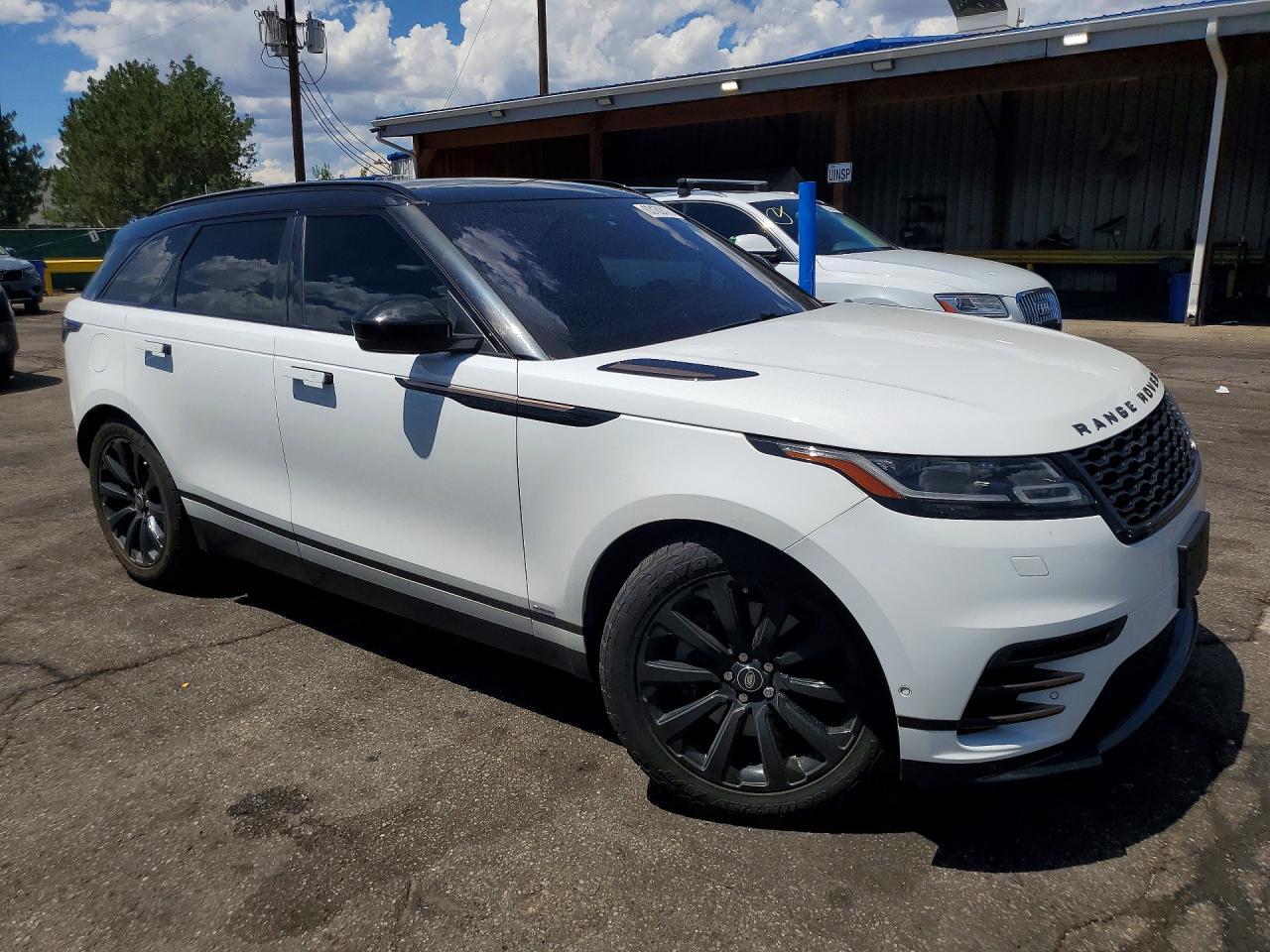 2019 Land Rover Range Rover Velar R-Dynamic Se - Image 4