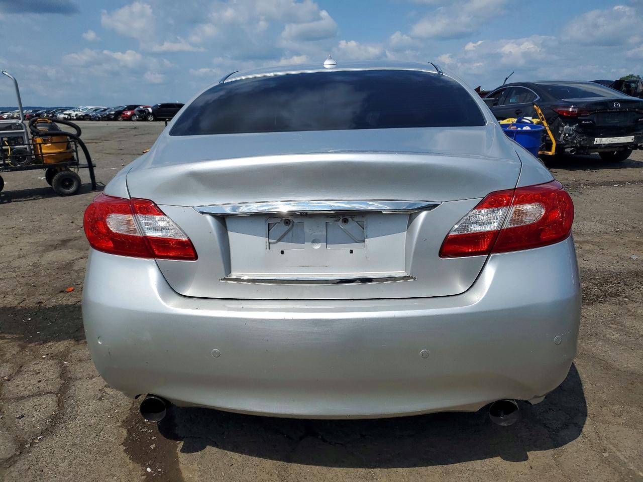 2013 Infiniti M37 X - Фото 6
