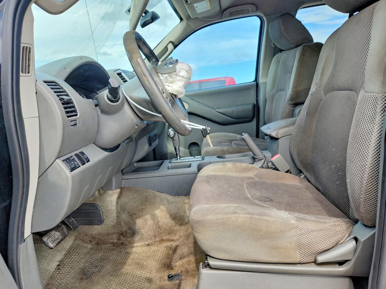 2014 Nissan Frontier S - Image 7