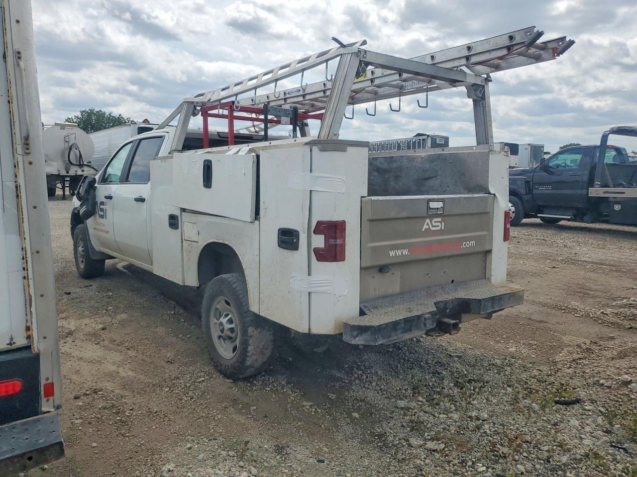 2020 Chevrolet Silverado K2500 Heavy Duty - Image 2