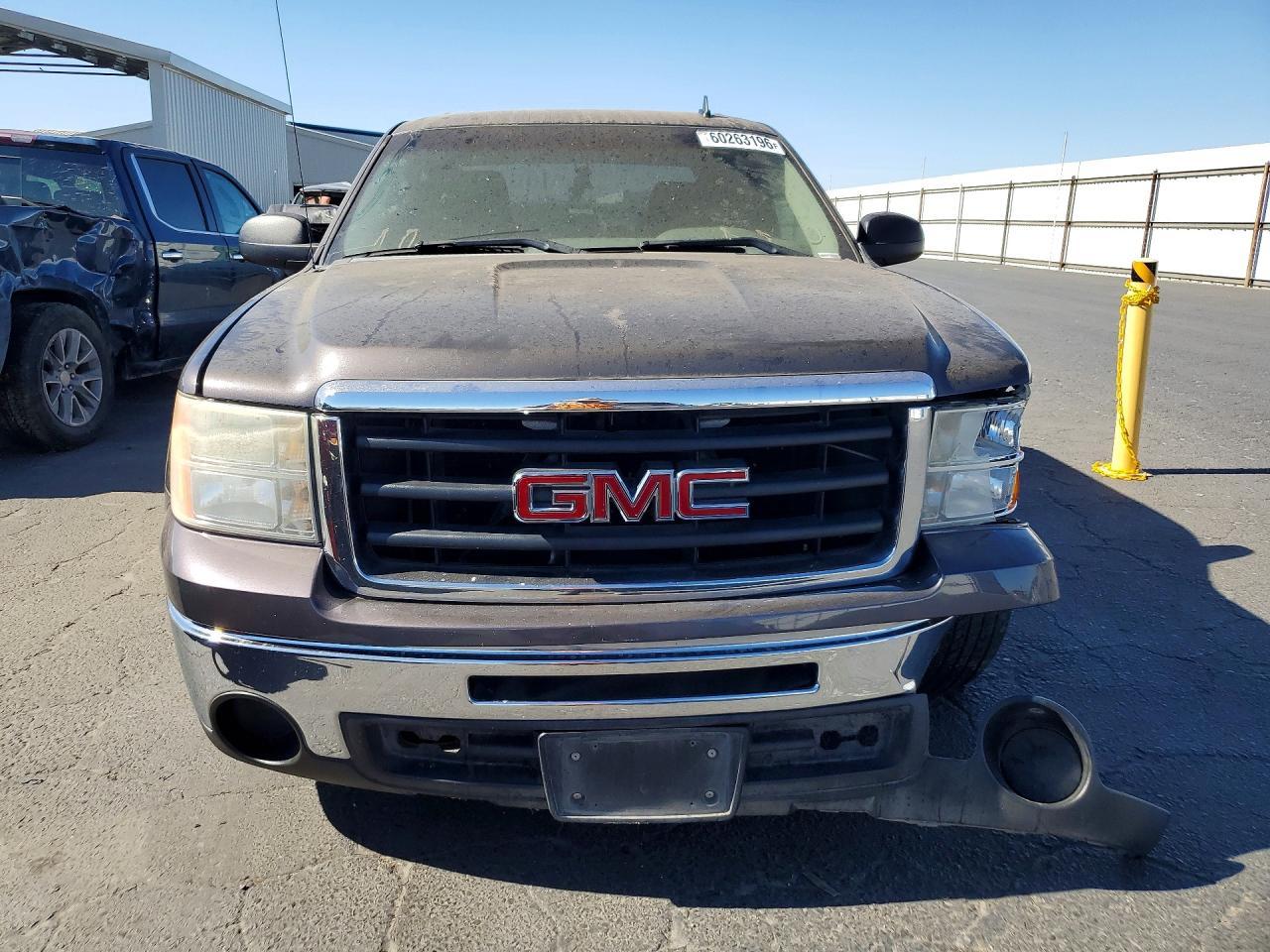 2011 GMC Sierra C1500 Sl - Image 5