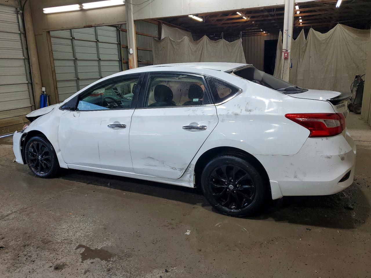 2018 Nissan Sentra S - Фото 2